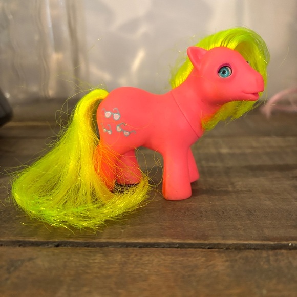 Hasbro Other - Hasbro Vibrant Pink Pony with Bright Yellow Hair “Baby Shady”